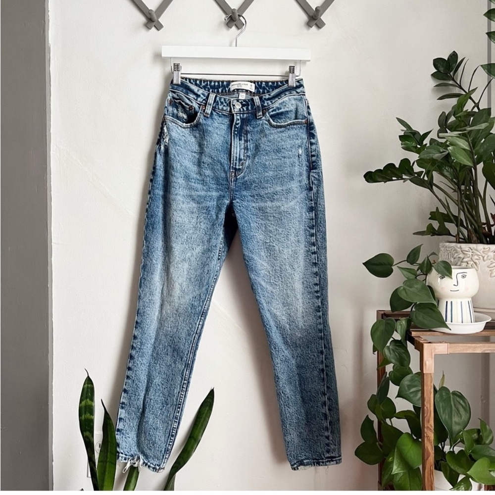 Abercrombie The Mom High Rise Curve Love 27/4R